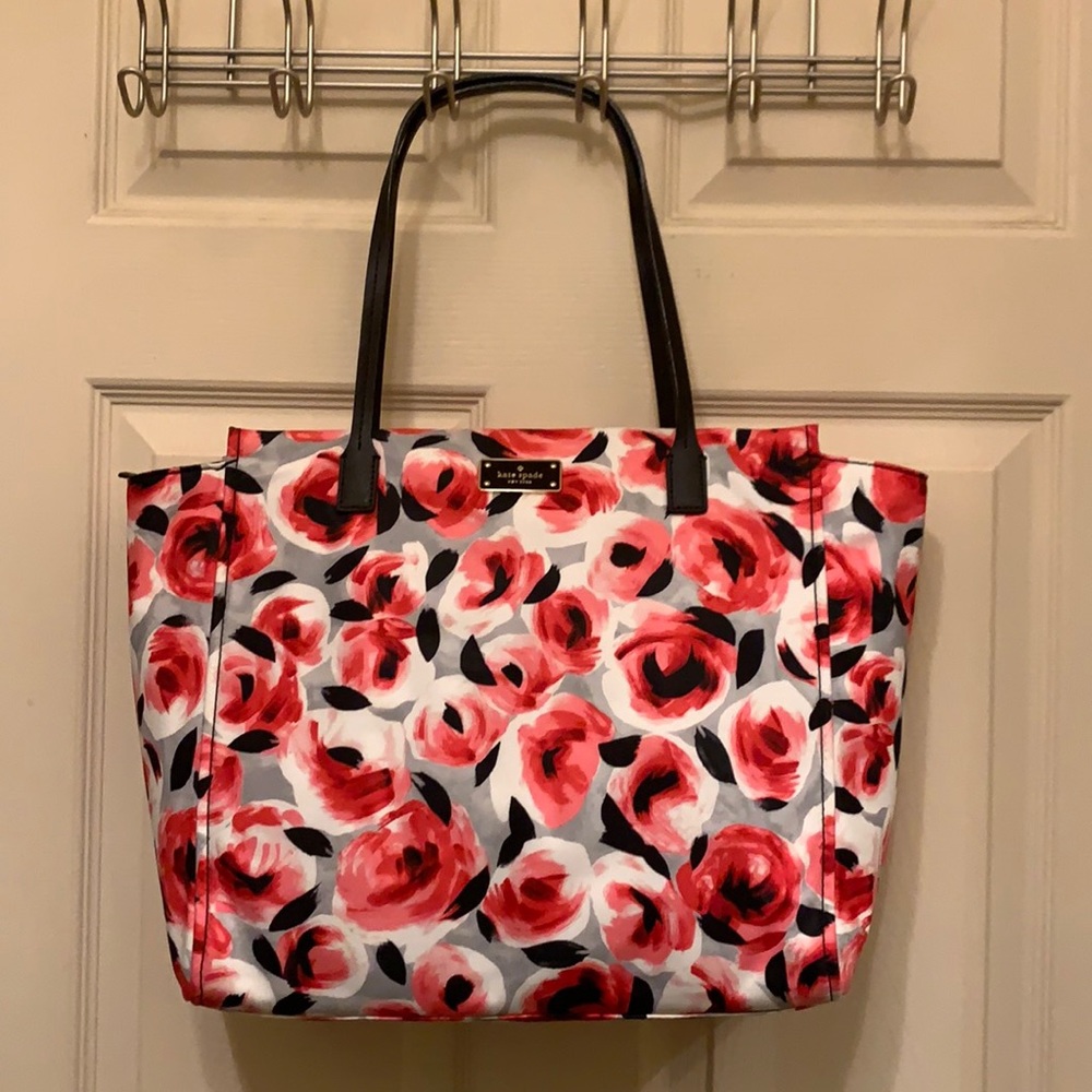Kate Spade taken Blake Avenue printed rose bed NWT
